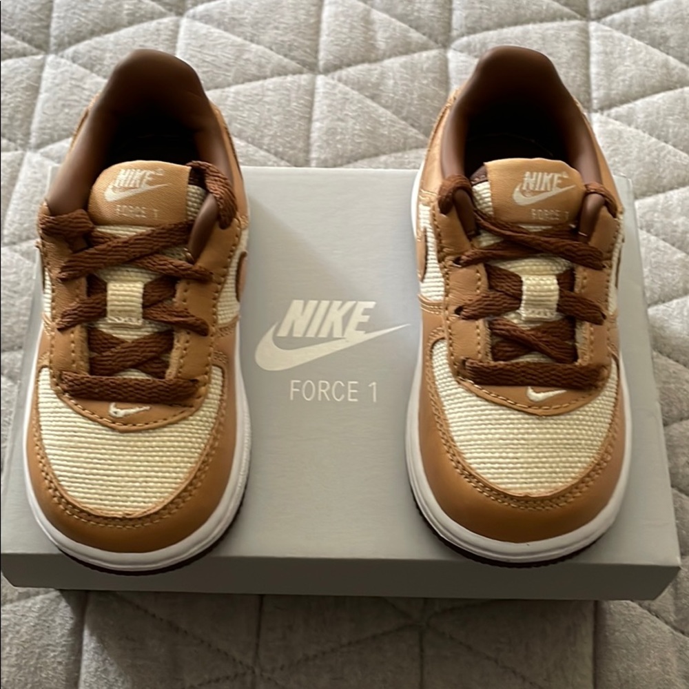 Airforce 1 TD (6c) “Acorn”